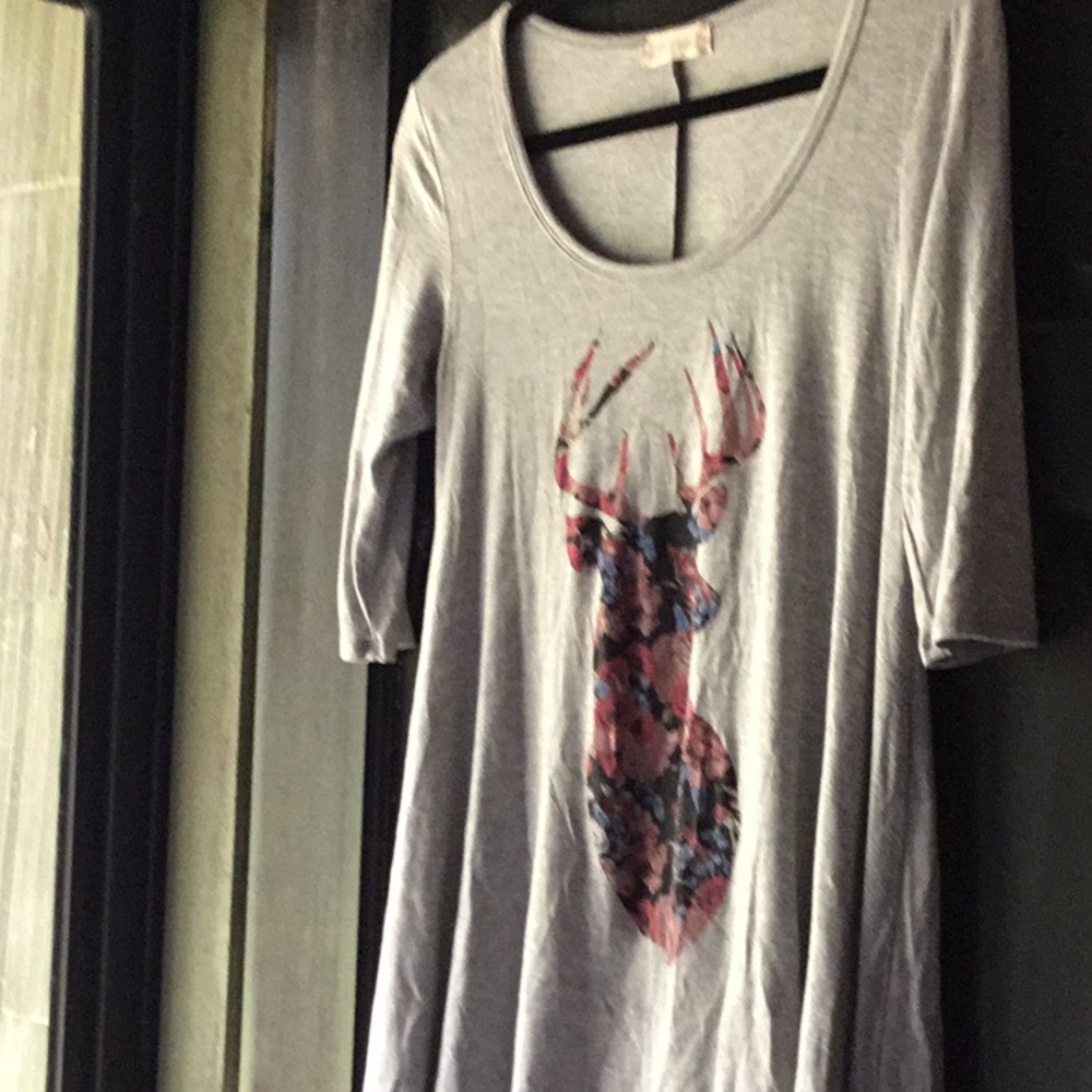 Altar’d State  FUN Graphic Tunic with ANTLERS